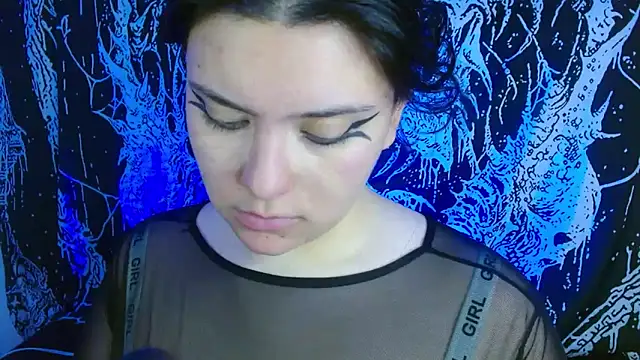 mikaskullcs online show from 3, 10, 2025