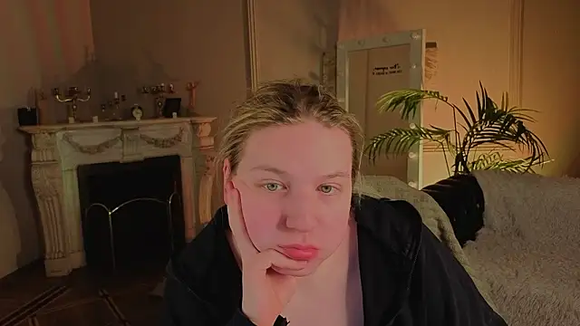 Snapshot of Jes_Solar chatting on 4, 2, 2026 Jes Solar online show from 4, 2, 2026