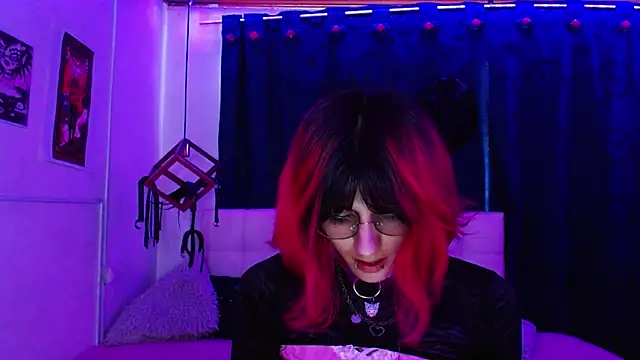 goth minerva online show from 14, 11, 2025