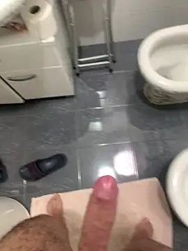 Snapshot of donmike01 chatting on 20, 10, 2025 donmike01 online show from 20, 10, 2025