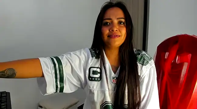 Snapshot of KatyBrunette chatting on 18, 3, 2025 KatyBrunette online show from 18, 3, 2025