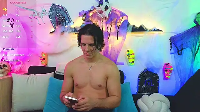 Snapshot of Almiboys chatting on 16, 10, 2025 Almiboys online show from 16, 10, 2025