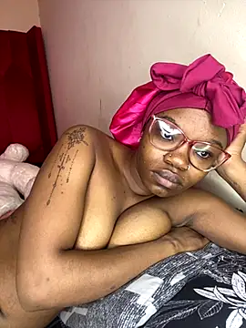 YummyMelanin117 online show from 17, 11, 2025