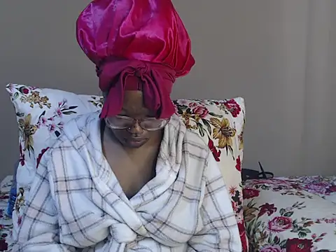 YummyMelanin117 online show from 19, 3, 2026