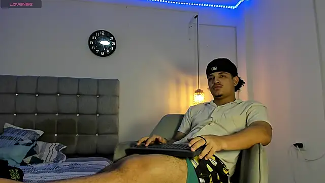 samxx muscle online show from 11, 10, 2025