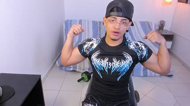 samxx muscle online show from 8, 7, 2026