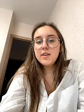 Vviikkssiikk online show from 26, 9, 2025