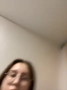 Vviikkssiikk online show from 26, 10, 2025