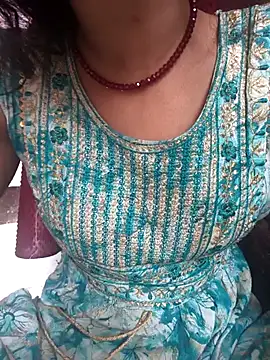 Eshna Dabral online show from 8, 10, 2025