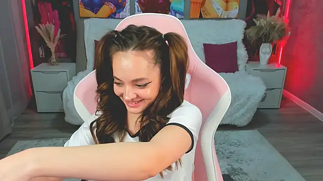 MelanieAlves online show from 6, 2, 2026