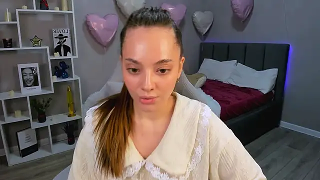 MelanieAlves online show from 27, 2, 2026