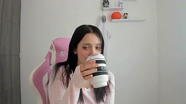 Snapshot of ImBunnyNova chatting on 15, 10, 2025 ImBunnyNova online show from 15, 10, 2025