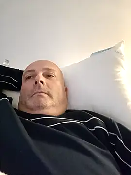 Snapshot of Alexis_Bull chatting on 19, 3, 2025 Alexis Bull online show from 19, 3, 2025