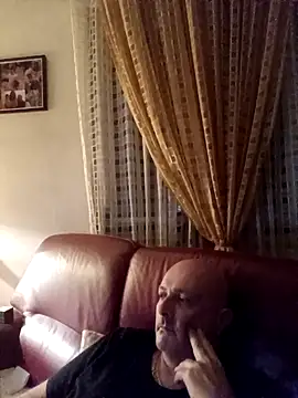 Snapshot of Alexis_Bull chatting on 15, 9, 2025 Alexis Bull online show from 15, 9, 2025