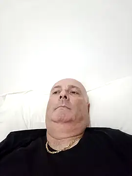 Snapshot of Alexis_Bull chatting on 22, 9, 2025 Alexis Bull online show from 22, 9, 2025