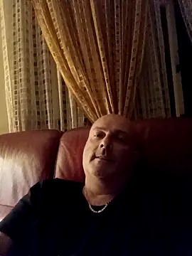 Snapshot of Alexis_Bull chatting on 23, 9, 2025 Alexis Bull online show from 23, 9, 2025