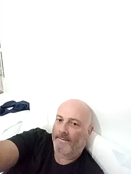 Snapshot of Alexis_Bull chatting on 11, 10, 2025 Alexis Bull online show from 11, 10, 2025