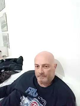 Snapshot of Alexis_Bull chatting on 23, 10, 2025 Alexis Bull online show from 23, 10, 2025