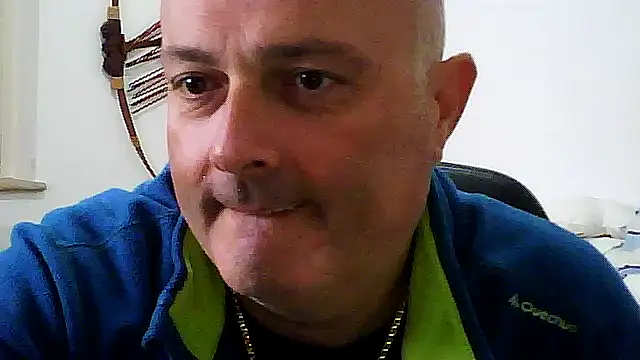 Snapshot of Alexis_Bull chatting on 17, 11, 2025 Alexis Bull online show from 17, 11, 2025