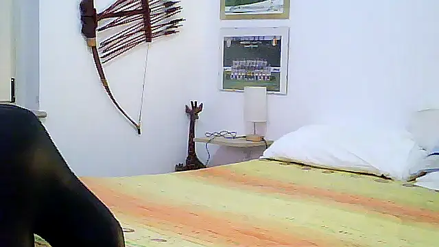Alexis Bull online show from 17, 5, 2026