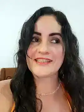 Saraslow online show from 2, 11, 2025