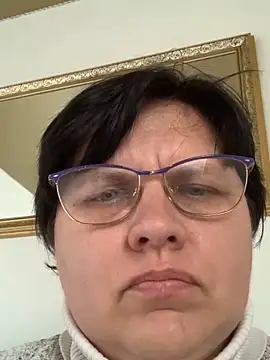 Violetta4635 online show from 20, 3, 2025