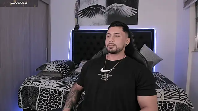 Snapshot of santi_aesthetic chatting on 30, 7, 2026 santi aesthetic online show from 30, 7, 2026