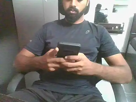 Snapshot of lovelyakash69 chatting on 10, 9, 2025 lovelyakash69 online show from 10, 9, 2025