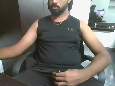 Snapshot of lovelyakash69 chatting on 20, 10, 2025 lovelyakash69 online show from 20, 10, 2025