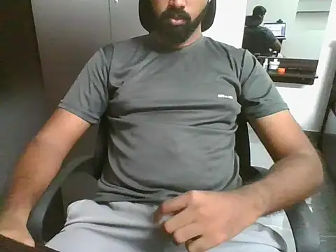 Snapshot of lovelyakash69 chatting on 24, 11, 2025 lovelyakash69 online show from 24, 11, 2025