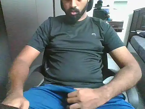 Snapshot of lovelyakash69 chatting on 1, 12, 2025 lovelyakash69 online show from 1, 12, 2025