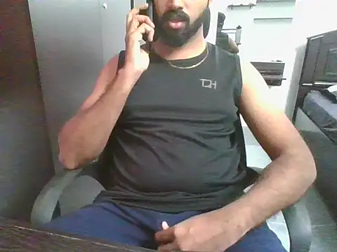 Snapshot of lovelyakash69 chatting on 14, 12, 2025 lovelyakash69 online show from 14, 12, 2025