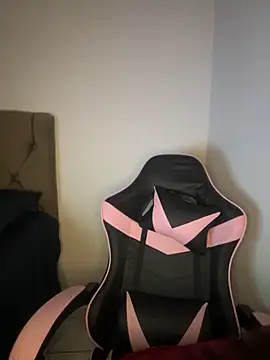 Manu 2002  online show from 12, 9, 2025