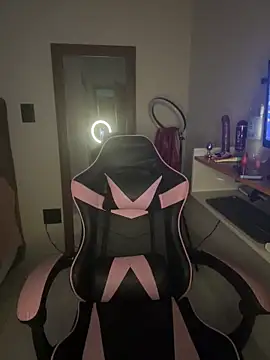 Snapshot of Manu_2002_ chatting on 8, 2, 2026 Manu 2002 online show from 8, 2, 2026