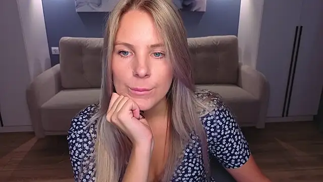 MelanieBennett online show from 14, 10, 2025