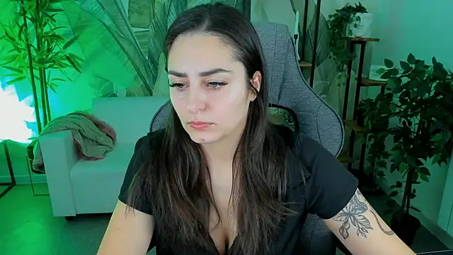 ValeriiMills online show from 7, 1, 2026