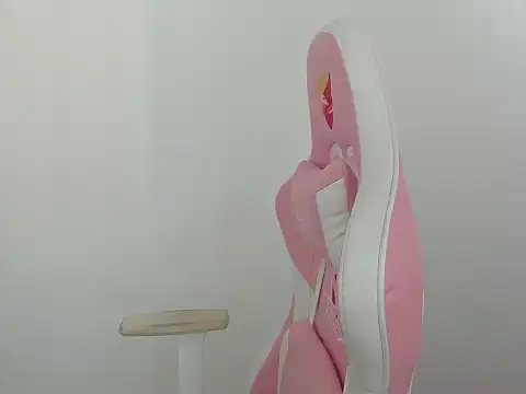 Snapshot of karely_sweet_ chatting on 25, 6, 2026 karely sweet online show from 25, 6, 2026
