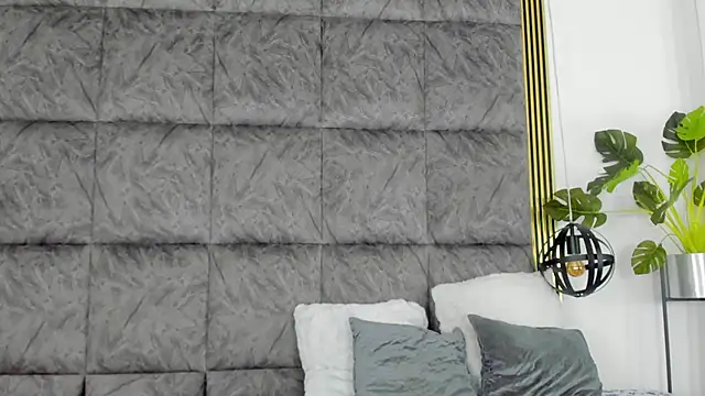 Snapshot of MeliissaAdamss chatting on 12, 9, 2025 MeliissaAdamss online show from 12, 9, 2025