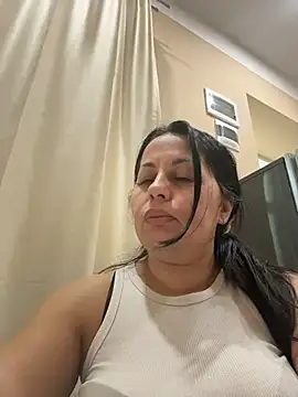 Claudia hotxxx online show from 30, 6, 2026