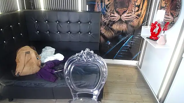 Cerecitaa02  online show from 17, 11, 2025