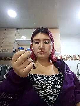 Cerecitaa02  online show from 6, 3, 2026