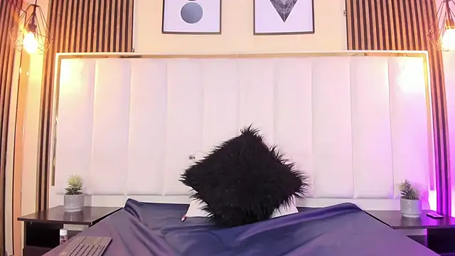 AmmberJones online show from 20, 3, 2025