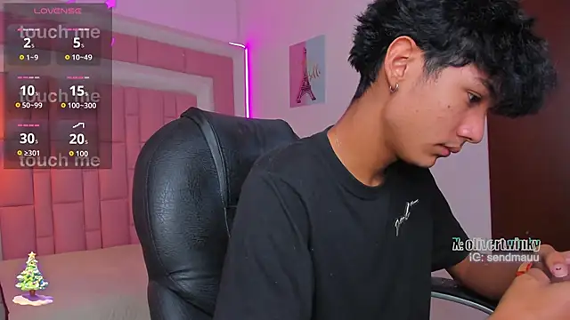 OliverTwinky online show from 26, 11, 2025