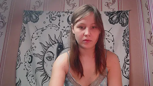 Thighswithspikes online show from 29, 9, 2025