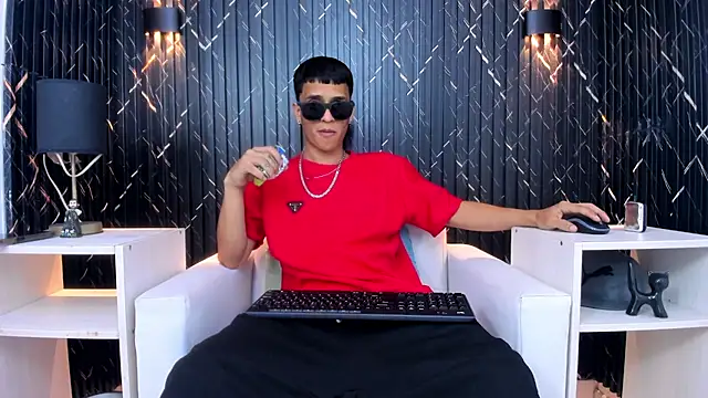 Matt Ruso online show from 4, 11, 2025