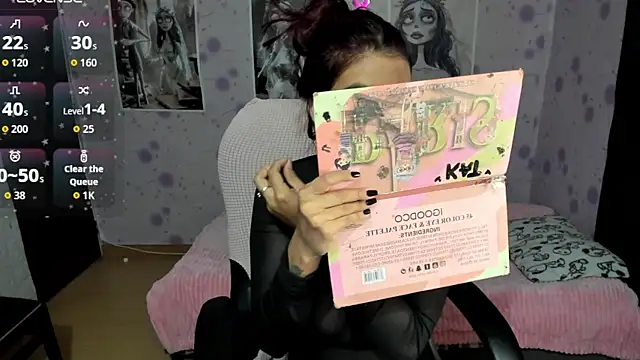 Medussa katt online show from 17, 12, 2025