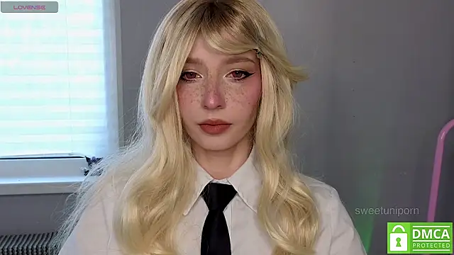 sweetuniporn online show from 15, 9, 2025