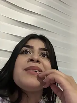 Snapshot of Kariina__69 chatting on 18, 11, 2025 Kariina 69 online show from 18, 11, 2025