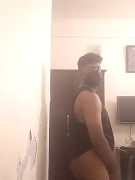 Snapshot of UrbanUtopia chatting on 9, 9, 2025 UrbanUtopia online show from 9, 9, 2025