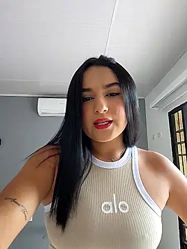 Snapshot of Rosa_Warreen_ chatting on 18, 9, 2025 Rosa Warreen online show from 18, 9, 2025
